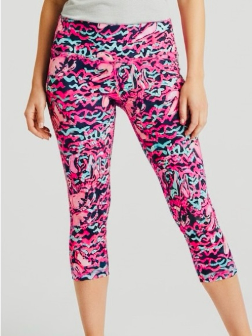 Lilly Pulitzer Pink Multi Patterned Cropped Leggings